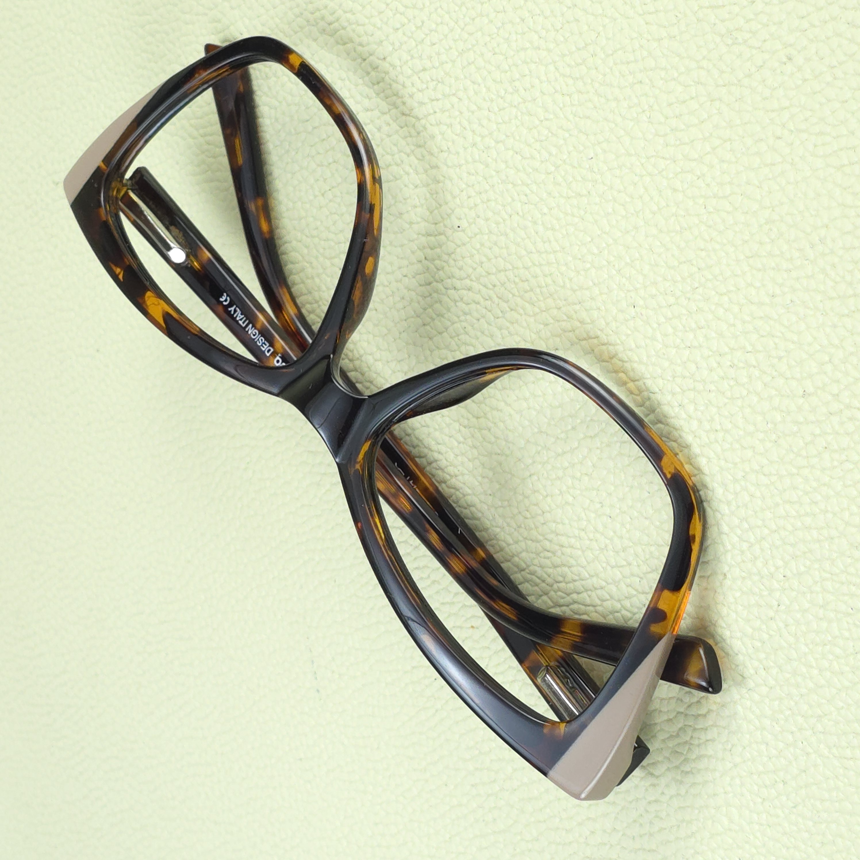 Qzee Oval # textured